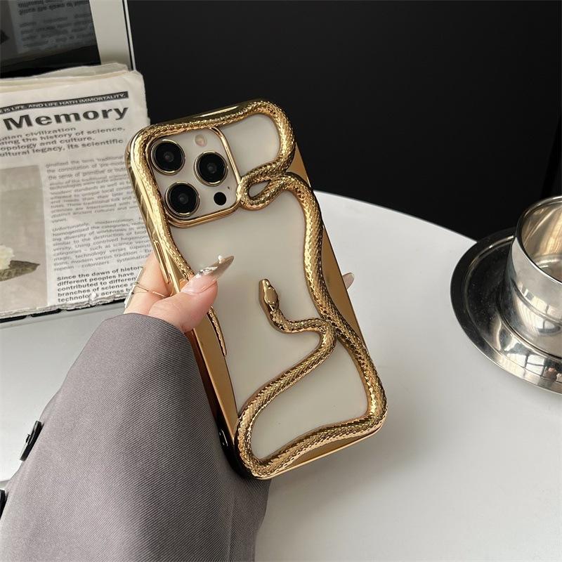 Hollow Snake Design Sand Finish Cover